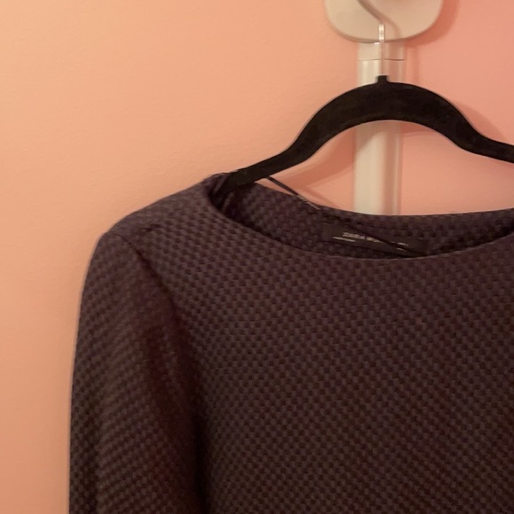 Top - Picture 2 of 5